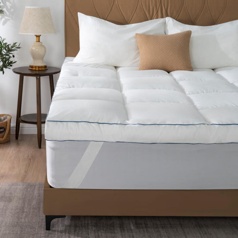 White Full Plush Down Alternative Mattress Topper