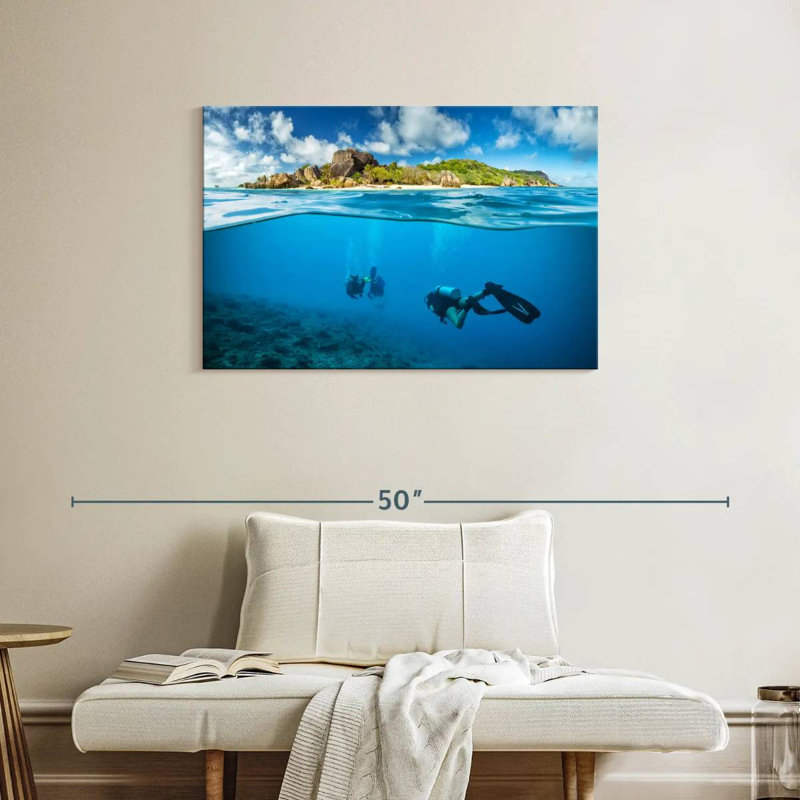 Sireci Diving, 24" H x 36" W