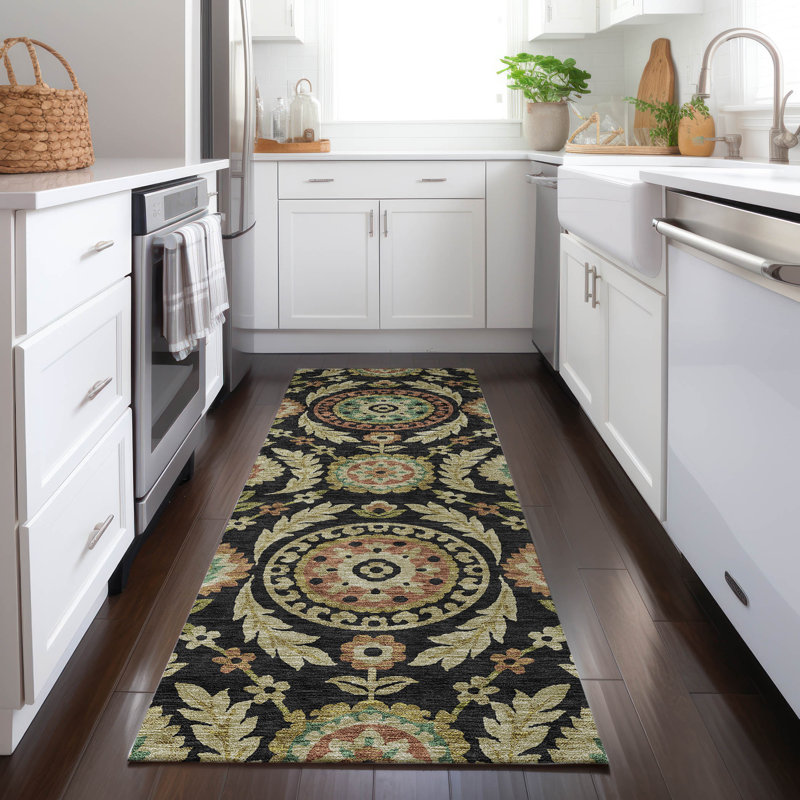 Mahaney Floral Indoor Rug, Runner 2'3" x 7'6"