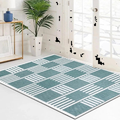 Geometric Kilim Area Rug