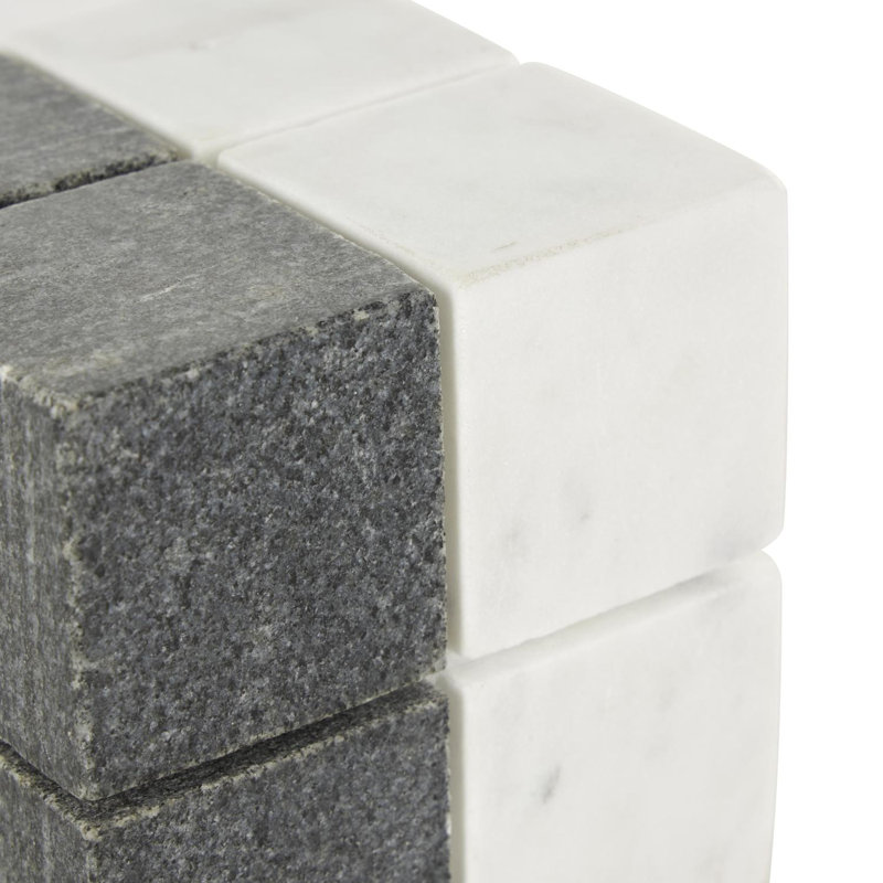 Sculpture Cole and Grey Dice