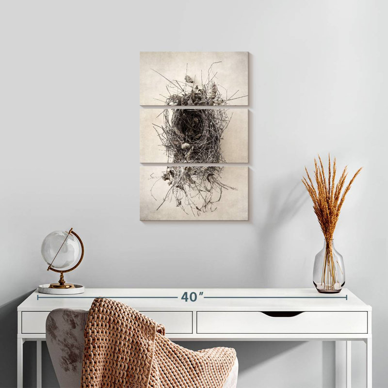Brampt Nest II, 23" H x 14" W