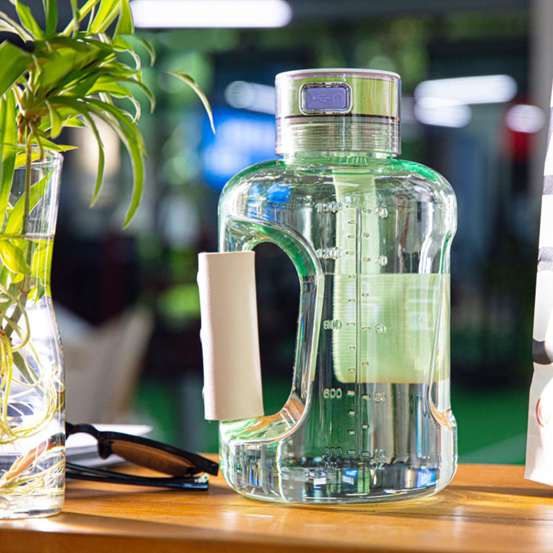 Bouteille d'eau Génératrice à eau à hydrogènes 1500mL Grande capacité Bouteille à eau anti-goutte, Green