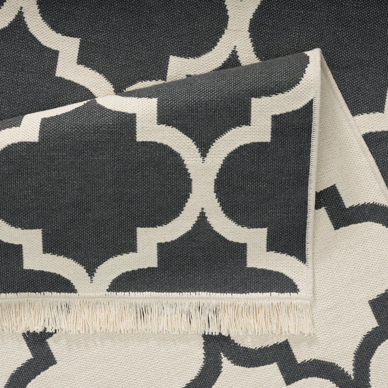 Huynh Oriental Area Rug, Rectangle 200 x 280cm