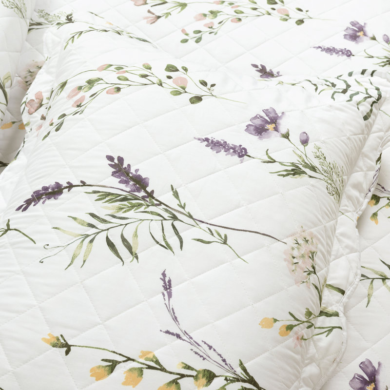 Watercolor Wildflower Scallop Edged Floral Quilt  Neutral/Multi 3Pc Set, California King Quilt + 2 King Shams