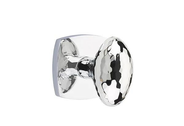 Ensemble de mortaise intérieure Emtek avec rosette urbaine moderne et bouton à œuf martelé, Chrome poli