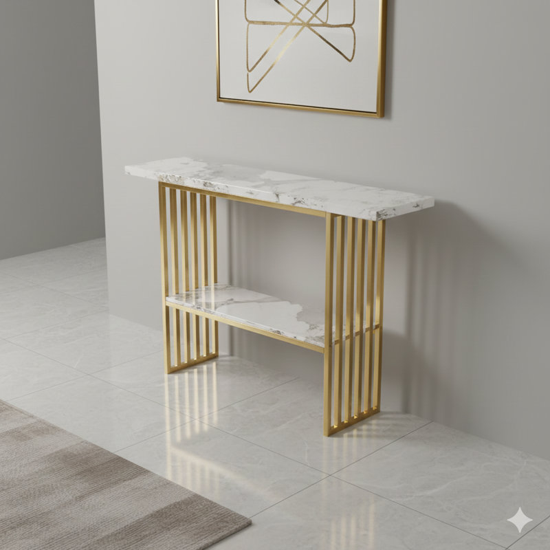 Console moderne avec une structure luxueuse en métal doré et une tablette de rangement chic. Une table d'entrée élégante pour le décor du salon.