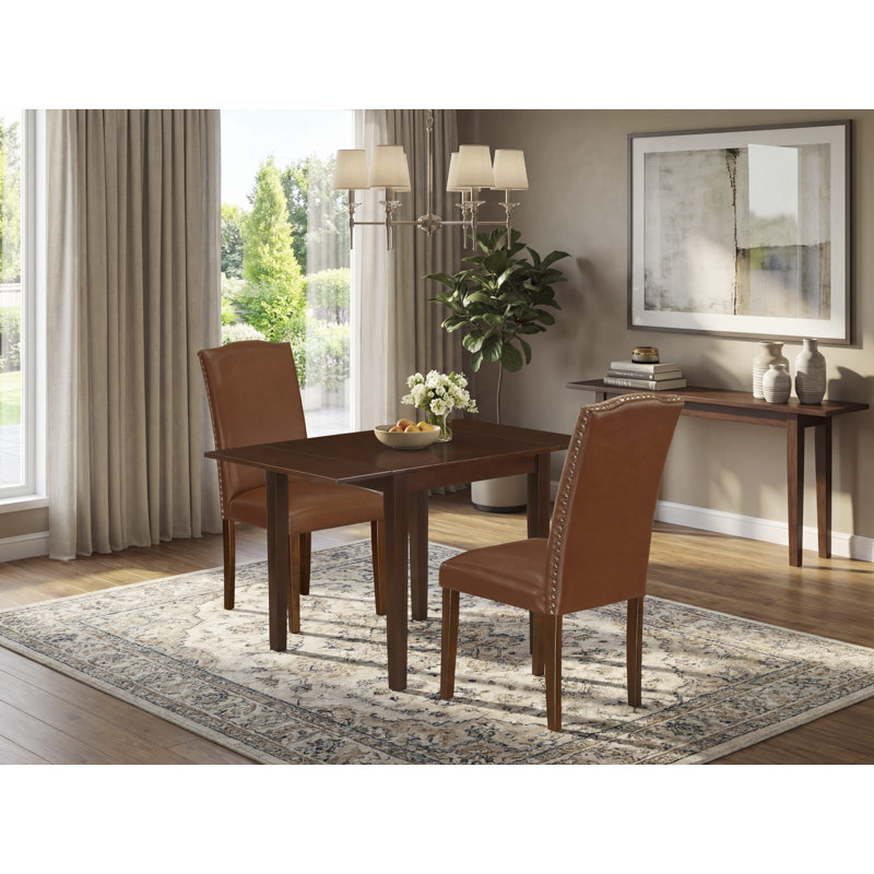 L'ensemble de 3 tables de salle à manger modernes comprend une table rectangulaire en bois avec Dropleaf et 2 chaises parsons en simili cuir brun, 30 x 48 pouces, acajou