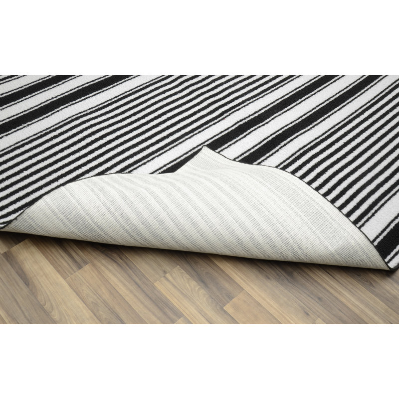 Tapis noir Haddon