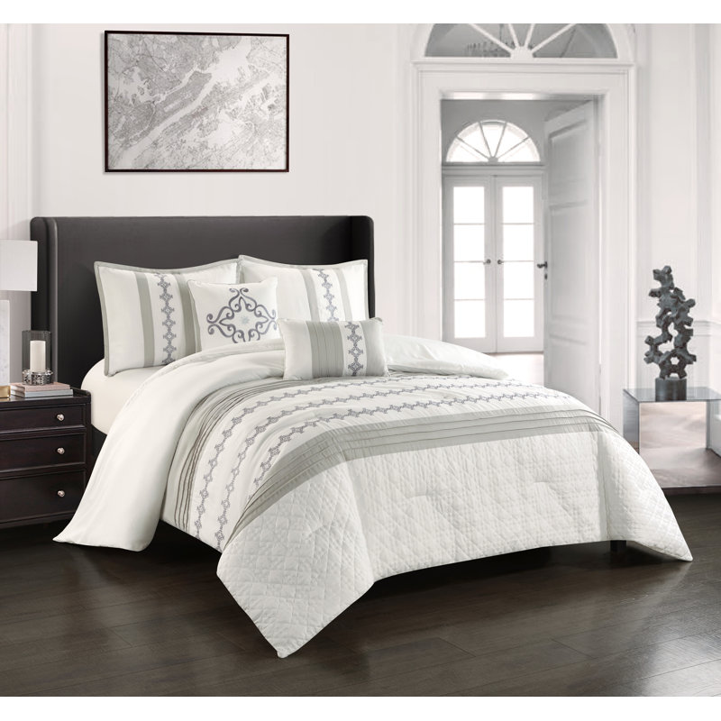 Fabiola White/Gray Microfiber 2 Piece Comforter Set, Queen Comforter + 2 Shams + 2 Throw Pillows