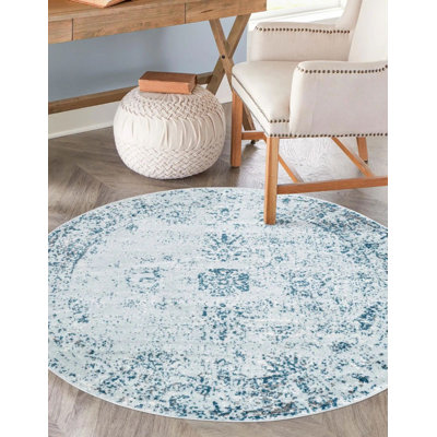 Anneliesse Oriental Indoor Rug