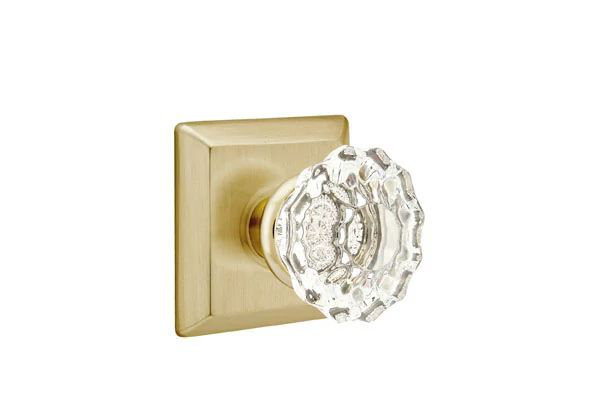 Ensemble de mortaise intérieure Emtek Passage avec rosette Quincy et poignée en verre Astoria (droite), Laiton satiné