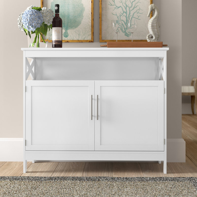 Emmelie 39.4'' Sideboard