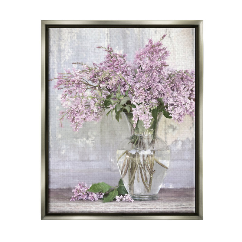 "Tranquil Lilac Flower Vase" par Lori Deiter - cadre flottant, impression, H 31 po x l 25 po x P 1,7 po