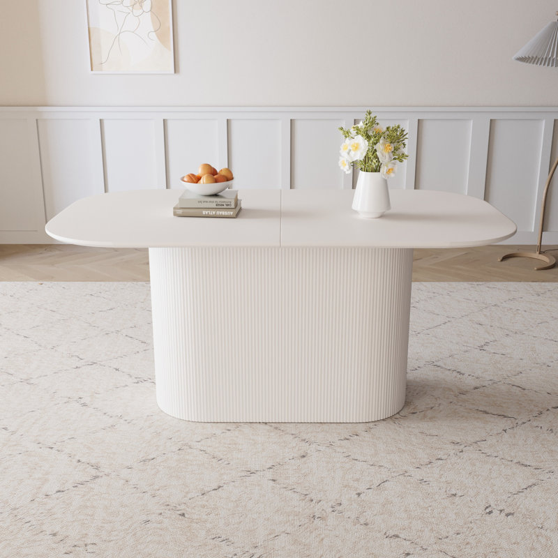 Table de salle à manger Chiho avec plateau épais et pieds à rayures verticales, Crème, crème