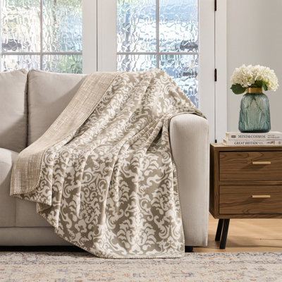 Tahari Home Amari Reversible Printed Plush Throw, 50" x 70"