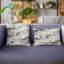 Coussin lombaire abstrait en mélange de duvet-72585489