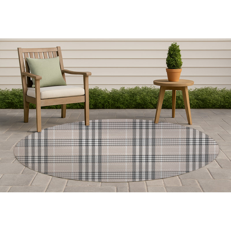 Christopher's Plaid Non-Slip Outdoor Rug, Round 5'