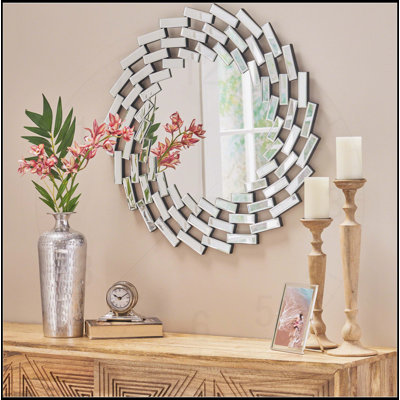 Magnifique miroir mural circulaire avec cadre en faux bois, idéal pour la décoration intérieure et l'amélioration de l'espace.