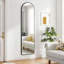 Miroir arqué pleine longueur en aluminium-451321553