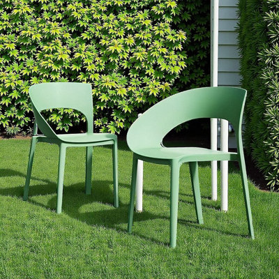 Ensemble de 4 chaises longues en polypropylène de qualité supérieure - Conception monocorps pour une utilisation intérieure / extérieure