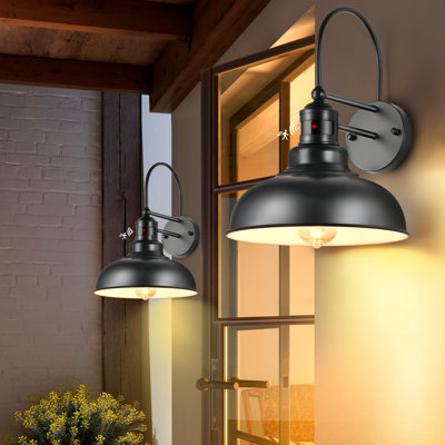 Kahoka Iron Wall Light