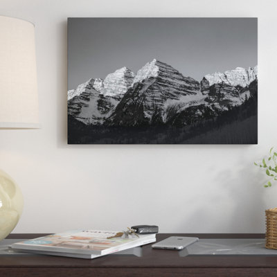 " Maroon Peak II In B&W " by Sarah Kadlecek