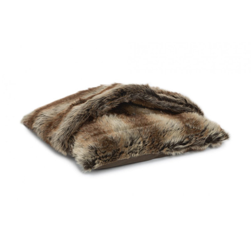 Dover Plush Pet Bed, Brown