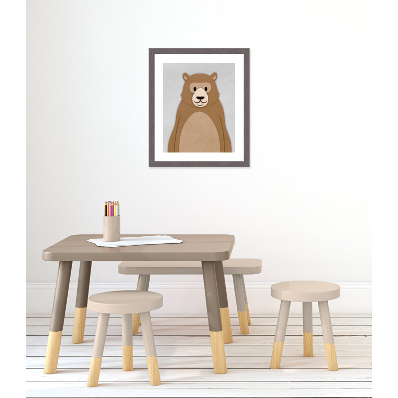Adhésif décoratif Cheery Bear, H 24,5 po x l 20,5 po x P 0,6 po, Encadré plat à grain de bois gris