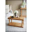 Table basse rectangulaire rustique avec rangement à 2 niveaux, en bois naturel, pieds balustres sculptés, idéale pour une décoration de style champêtre ou maison de campagne française.
