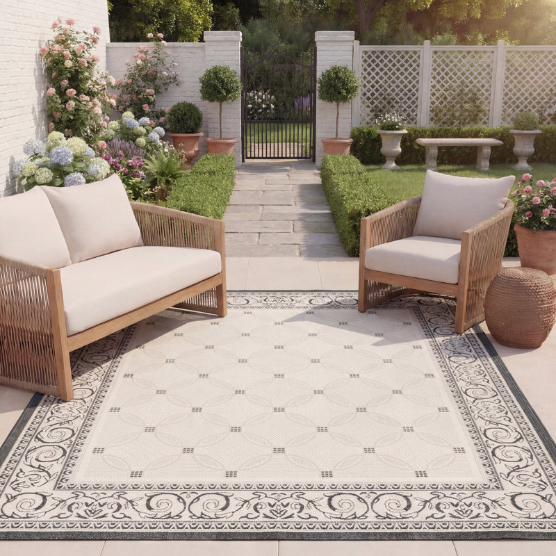 Tapis intérieur / extérieur ivoire / noir Arneshia, Rectangle 8 pi x 11 pi