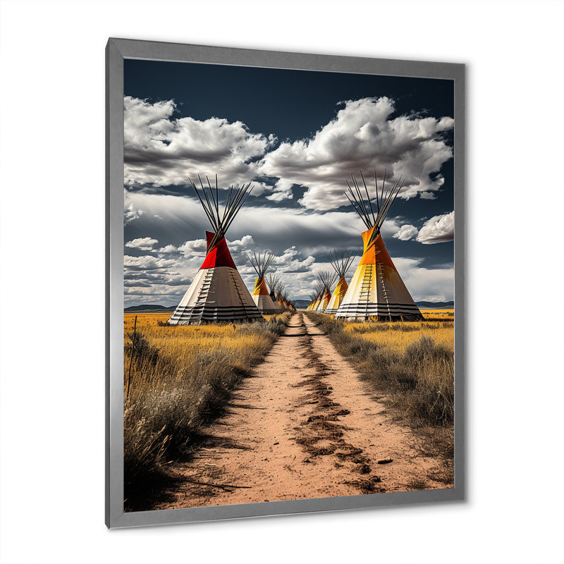 «Yellow Native Tipi Path to Spirituality I», reproduction sur toile, H 20 po x l 12 po x P 1 po, Cadre photo argenté