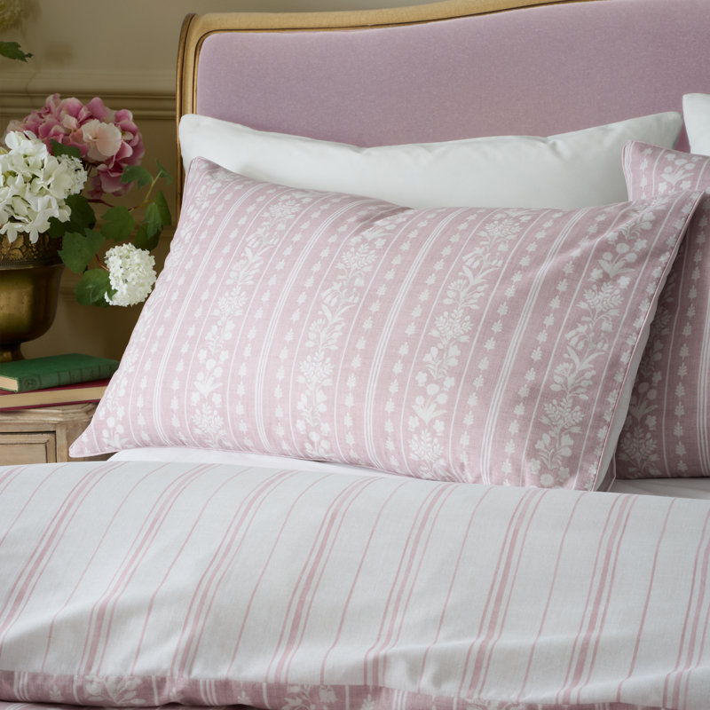 Regency Stripe Reversible Duvet Cover Set Bedding, Double Duvet Cover + 2 Standard Pillowcases