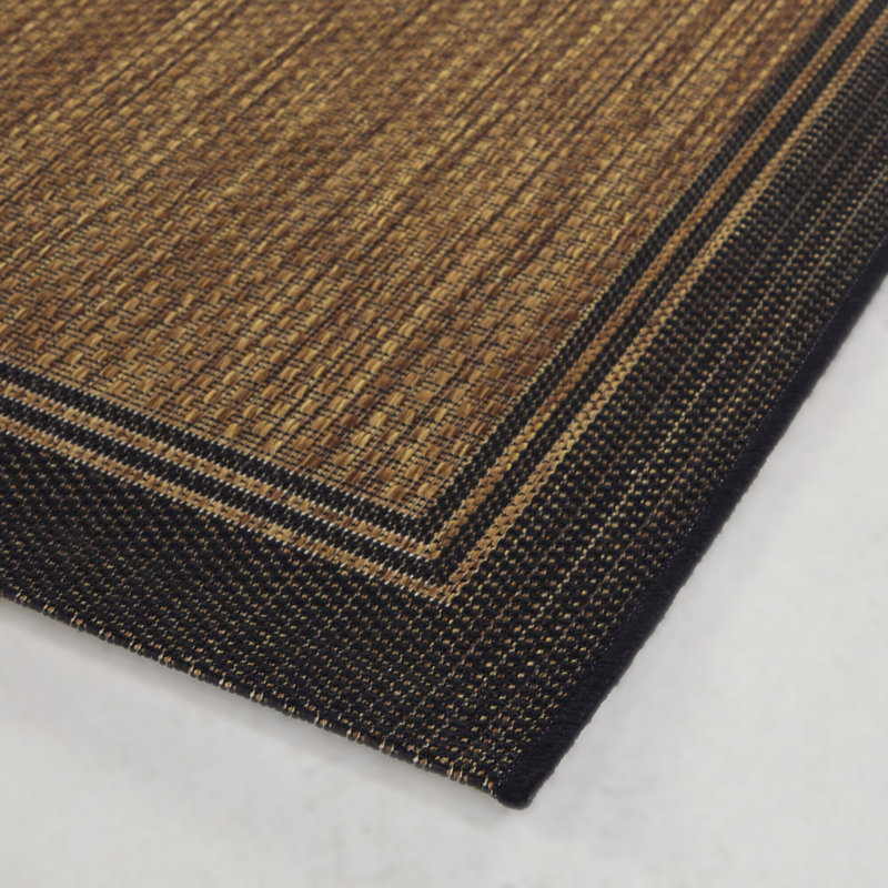 Tapis brun intérieur / extérieur Kennaway, Rectangle 5 pi 3 po x 6 pi 11 po