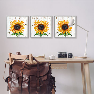 «Love Grows Here», ensemble de tournesols jaunes et abeilles 3 pièces, ensemble de giclées rustiques encadrées par Elizabeth Tyndall