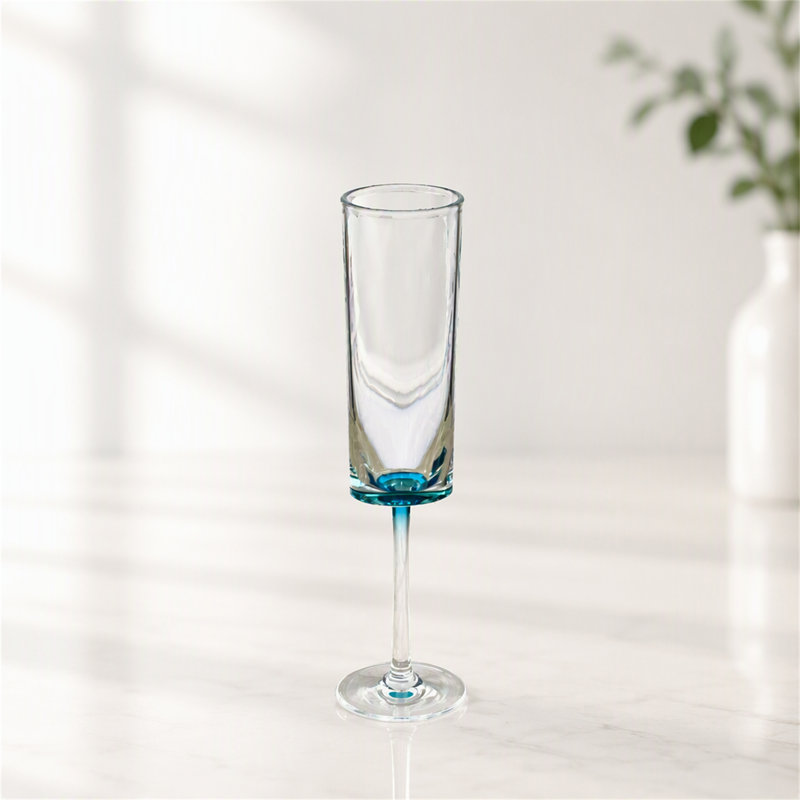 Ensemble de 4 flûtes à champagne en plastique (4 oz)