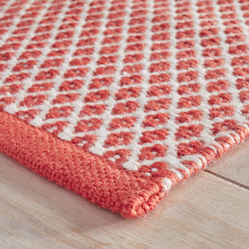 Mainsail Red Handwoven Indoor/Outdoor Rug, Rectangle 9' x 12'