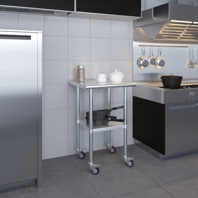 Table en acier inoxydable avec roues 24 po x 24 po