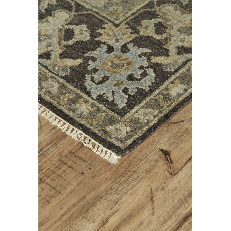 Tapis beige/gris anthracite à la main noué la Newby, Rectangle 7 pi 9 po x 9 pi 9 po