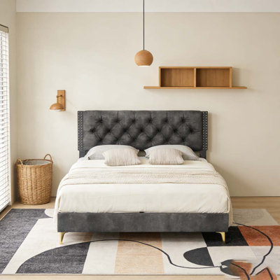 Structure de lit en velours