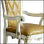 Ensemble de 2 chaises avec accoudoirs touffetés de couleur caramel et perle antique, combinant élégance et confort pour les intérieurs modernes