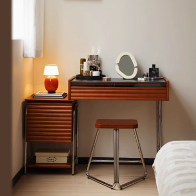 Commode rétro en bois massif