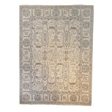 Ushak Oriental Area Rug in Ivory