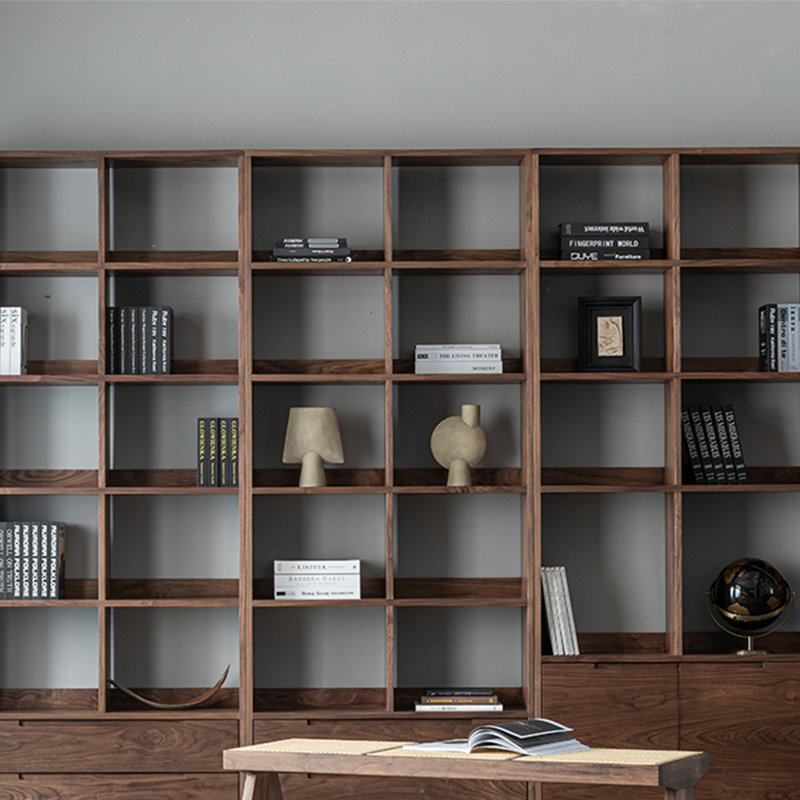 Bibliothèque en bois de noyer noir