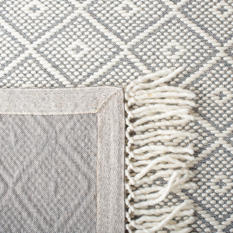 Broady Hand Loomed Nz Wool/Cotton Geometric Rug in Ivory, Rectangle 5' x 8'