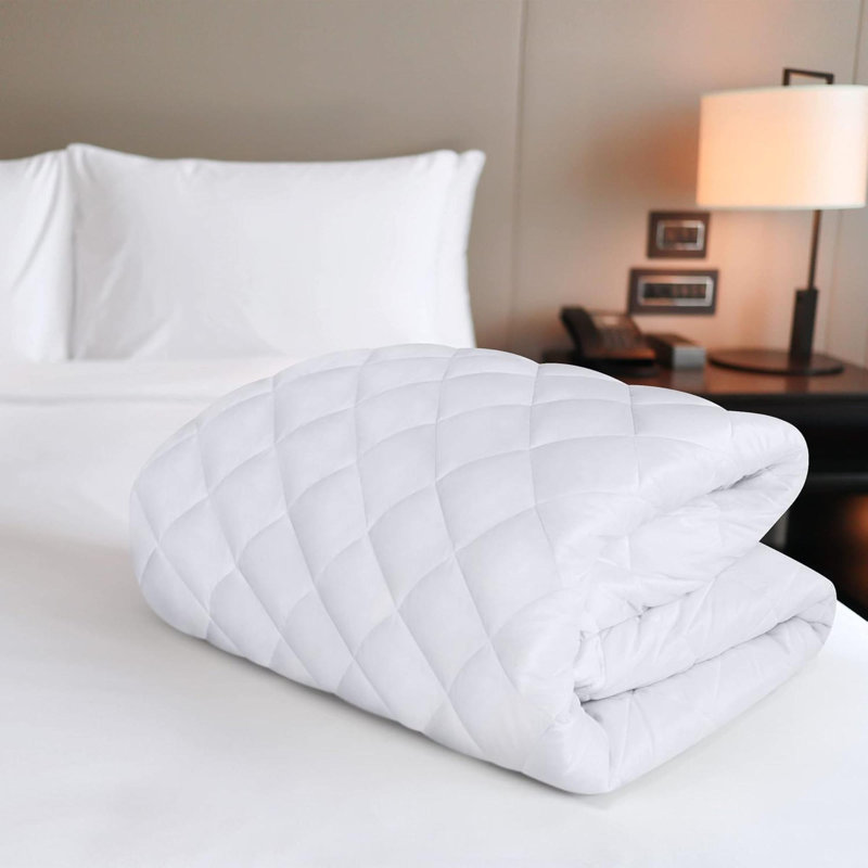 Quilted Fitted Mattress Pad Queen Size Elastic Fitted Mattress Topper Protector And Cover With Deep Pocket Stretches Up To Machine Washable