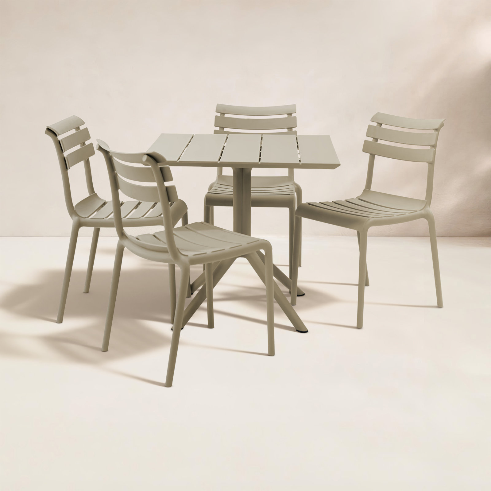 Fillmore 32" Patio Dining Set, Beige