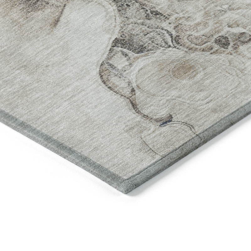Machine Washable Indoor/Outdoor Xhevrie Ivory Rug, Rectangle 1'8" x 2'6"