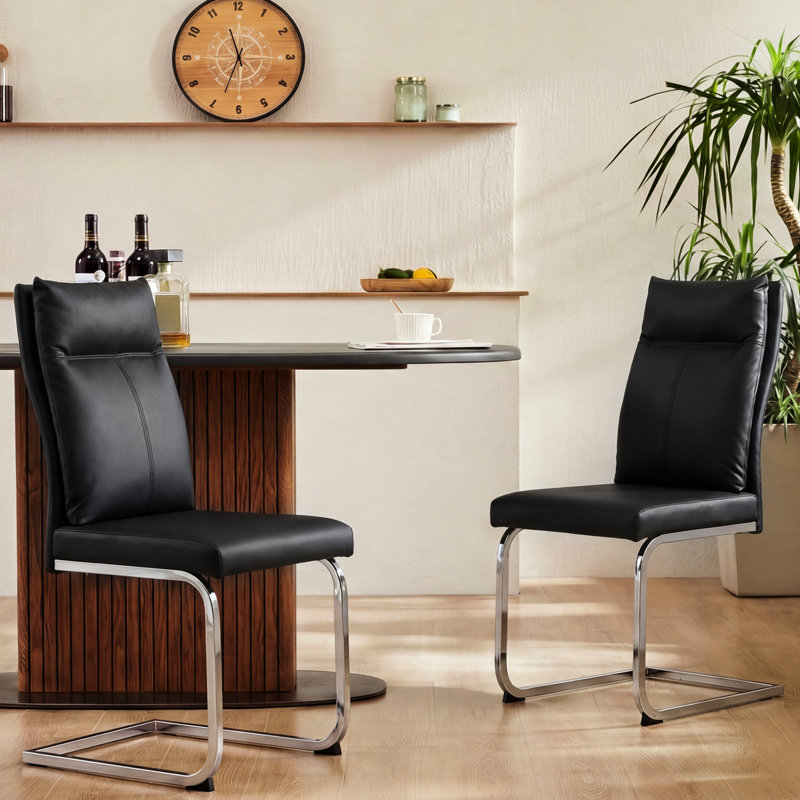Chaises de salle à manger noires avec cuir imperméable, mousse et coussin en C doux, pieds en fer de 1,2 mm d'épaisseur,