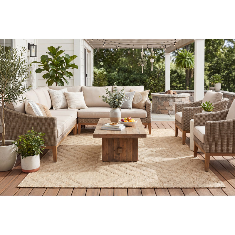 Geometric Indoor / Outdoor Rug, Rectangle 6'7" x 9'6"